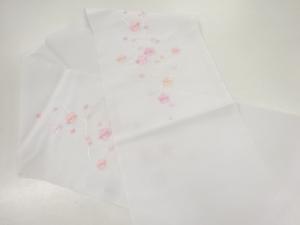 未使用品　枝花模様刺繍半衿